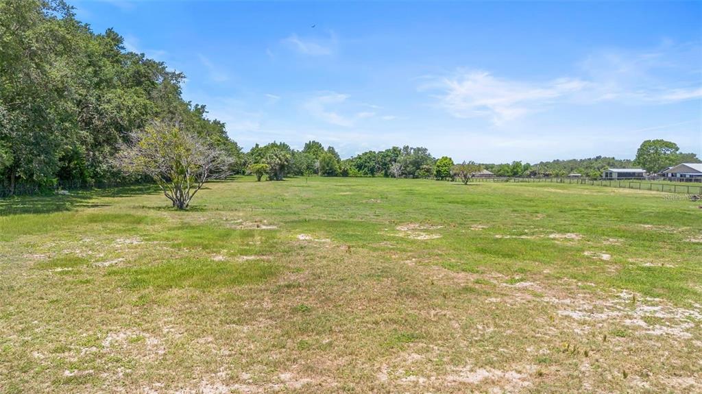 700 Old Geneva Road Geneva, FL 32732 - Photo 68 of 80 a view of an ocean and a yard