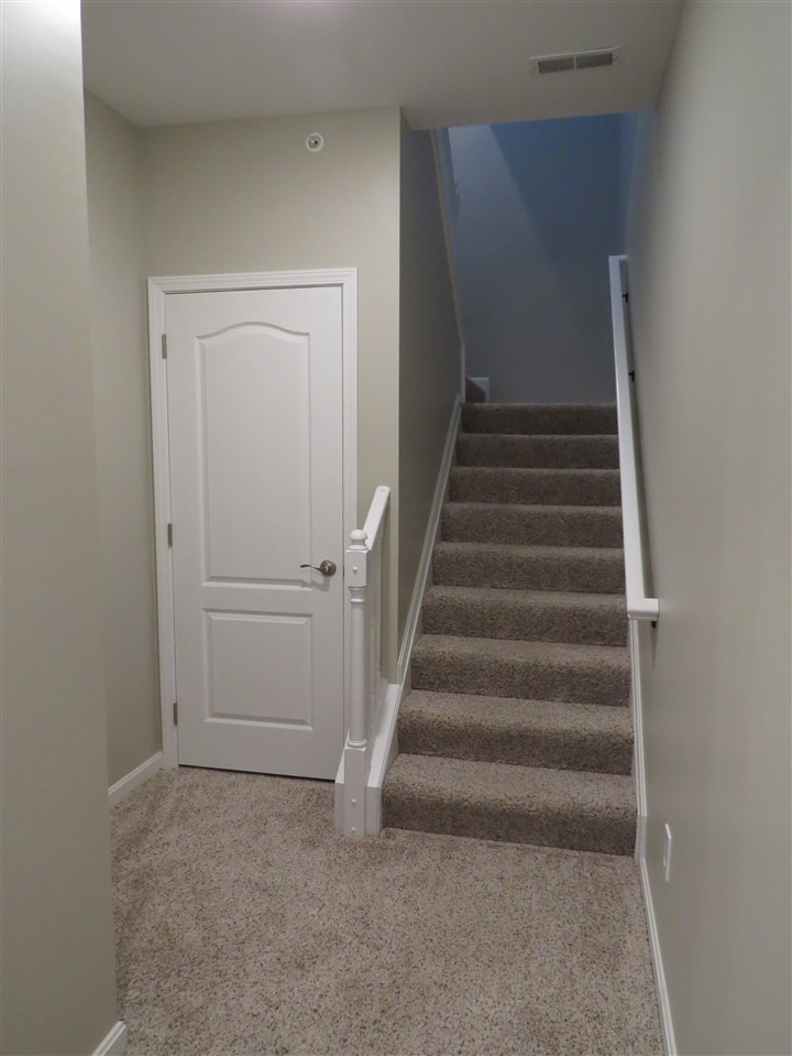 630 Rivers Breeze Drive Ludlow, KY 41016 - Photo 5 of 27