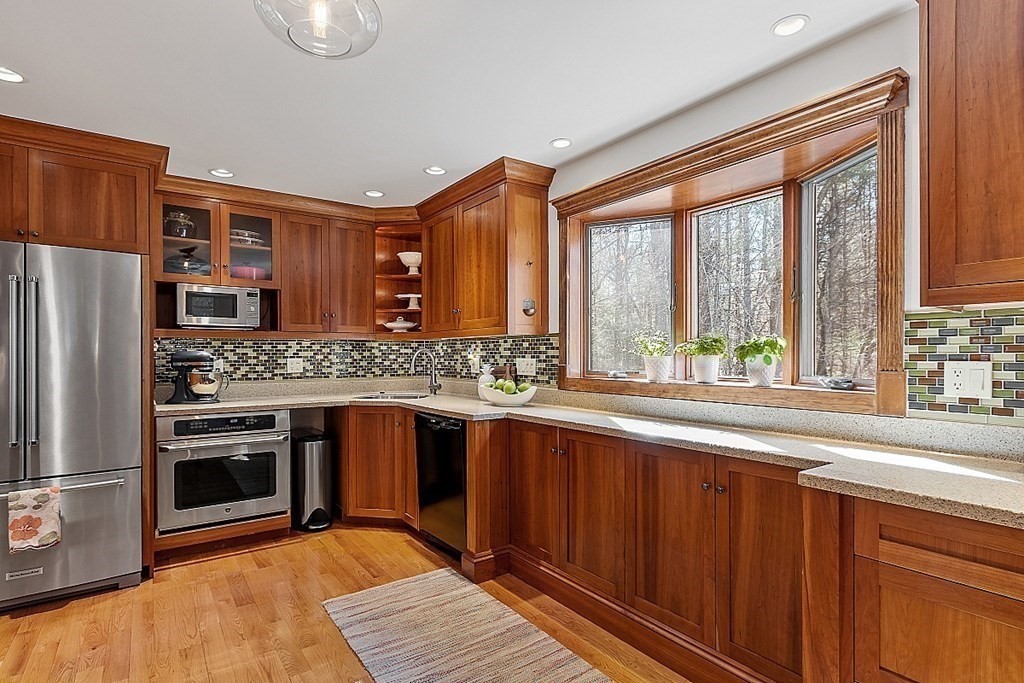 31 Hillside Road Carlisle, MA 01741 - Photo 18 of 40 Gallery Image 18