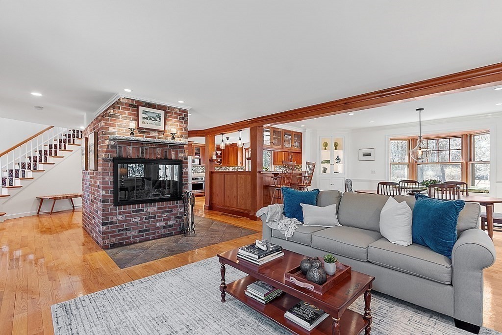 31 Hillside Road Carlisle, MA 01741 - Photo 7 of 40 Gallery Image 7