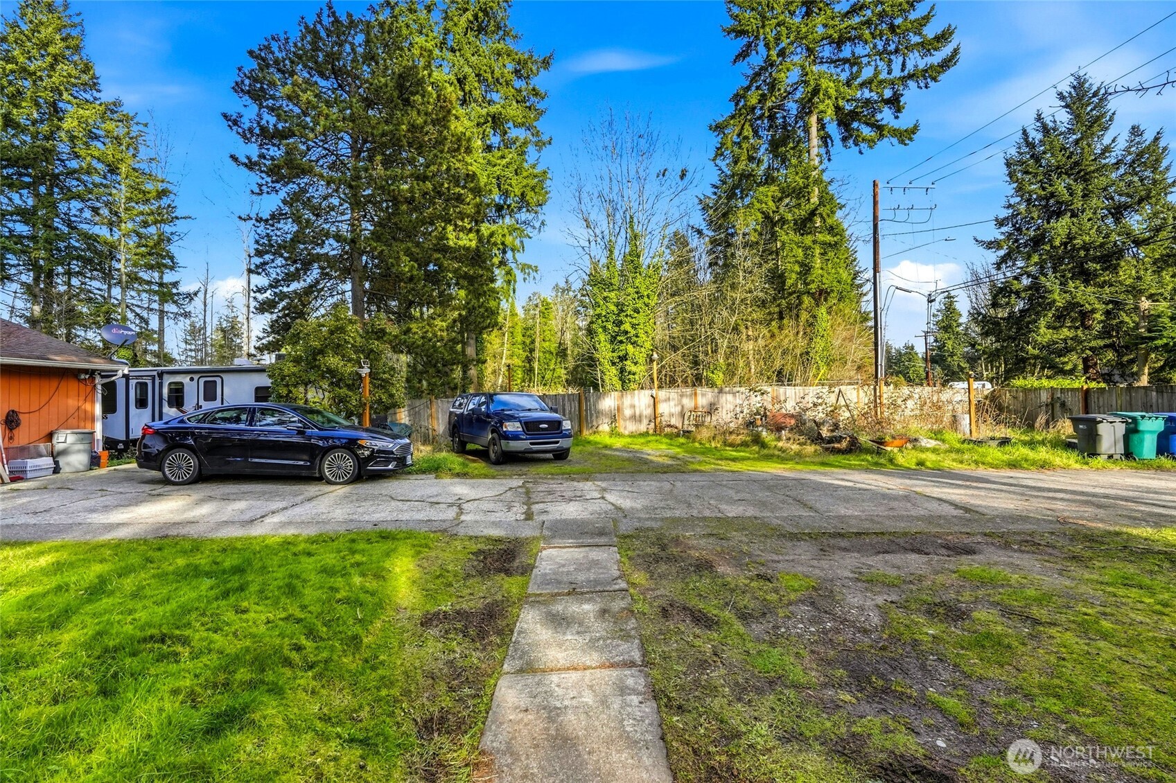 219 Meadow Place Southwest Everett, WA 98208 - Photo 7 of 23