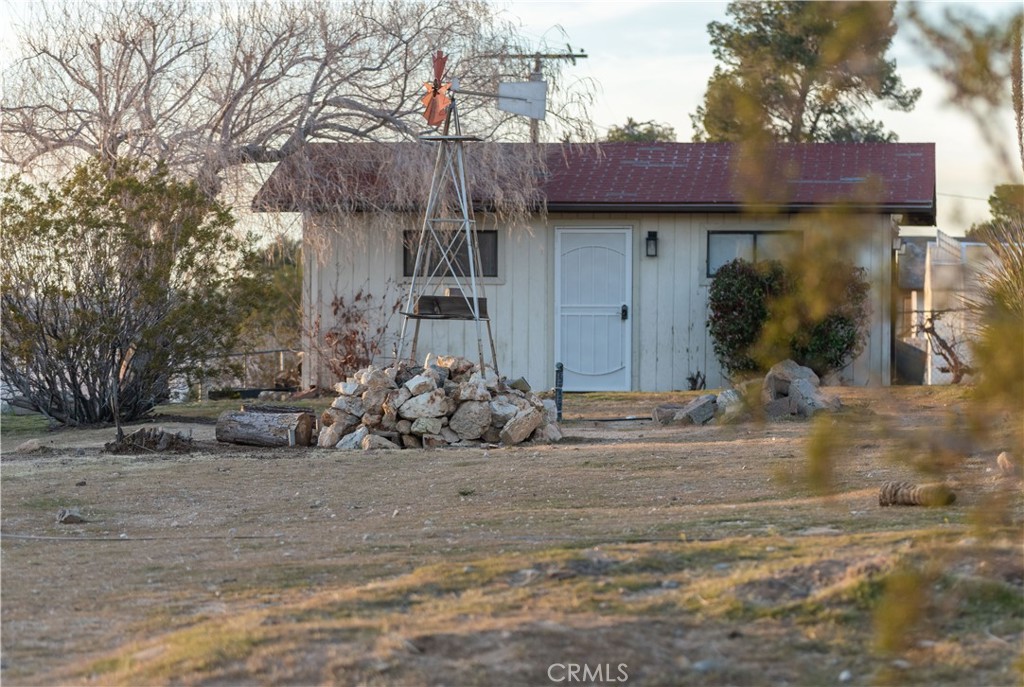 14760 Keota Road Apple Valley, CA 92307 - Photo 27 of 34 a view of a house