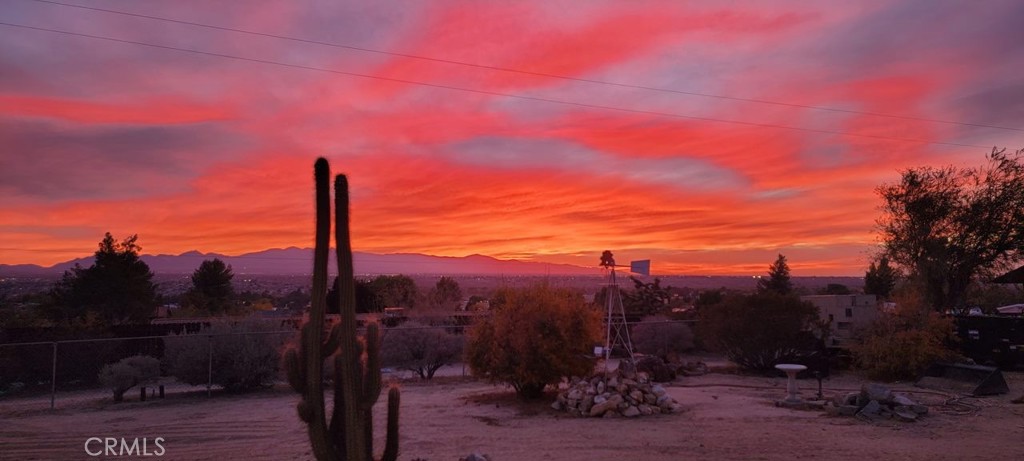 14760 Keota Road Apple Valley, CA 92307 - Photo 31 of 34 a view of a with a tree