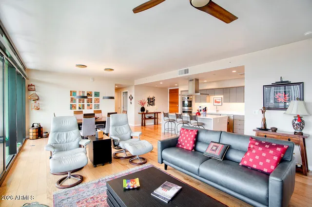 $1,300,000 | 200 West Portland Street, Unit 1113, Phoenix, AZ 85003