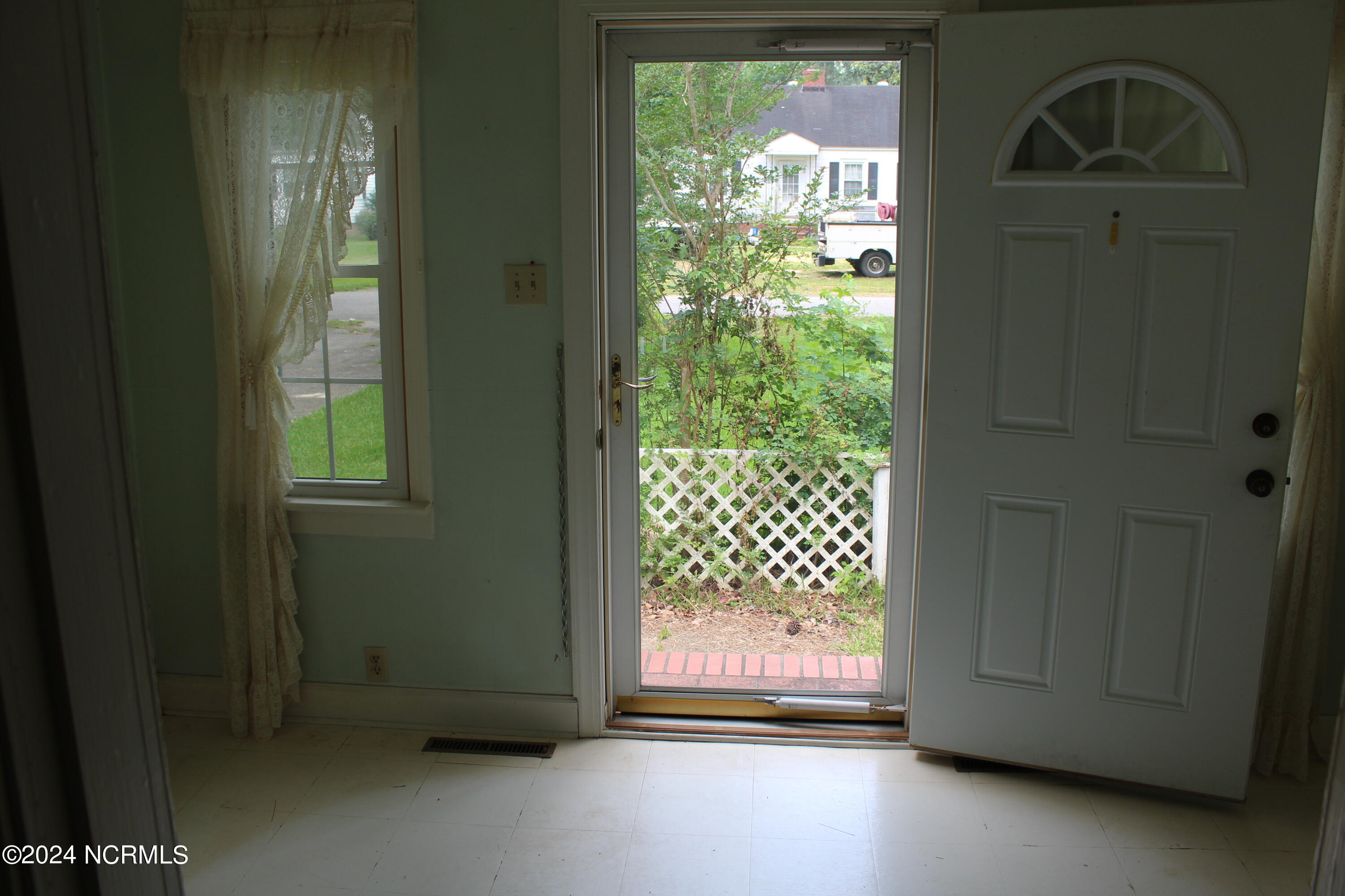 107 Golf Road Plymouth, NC 27962 - Photo 25 of 28 IMG_4161