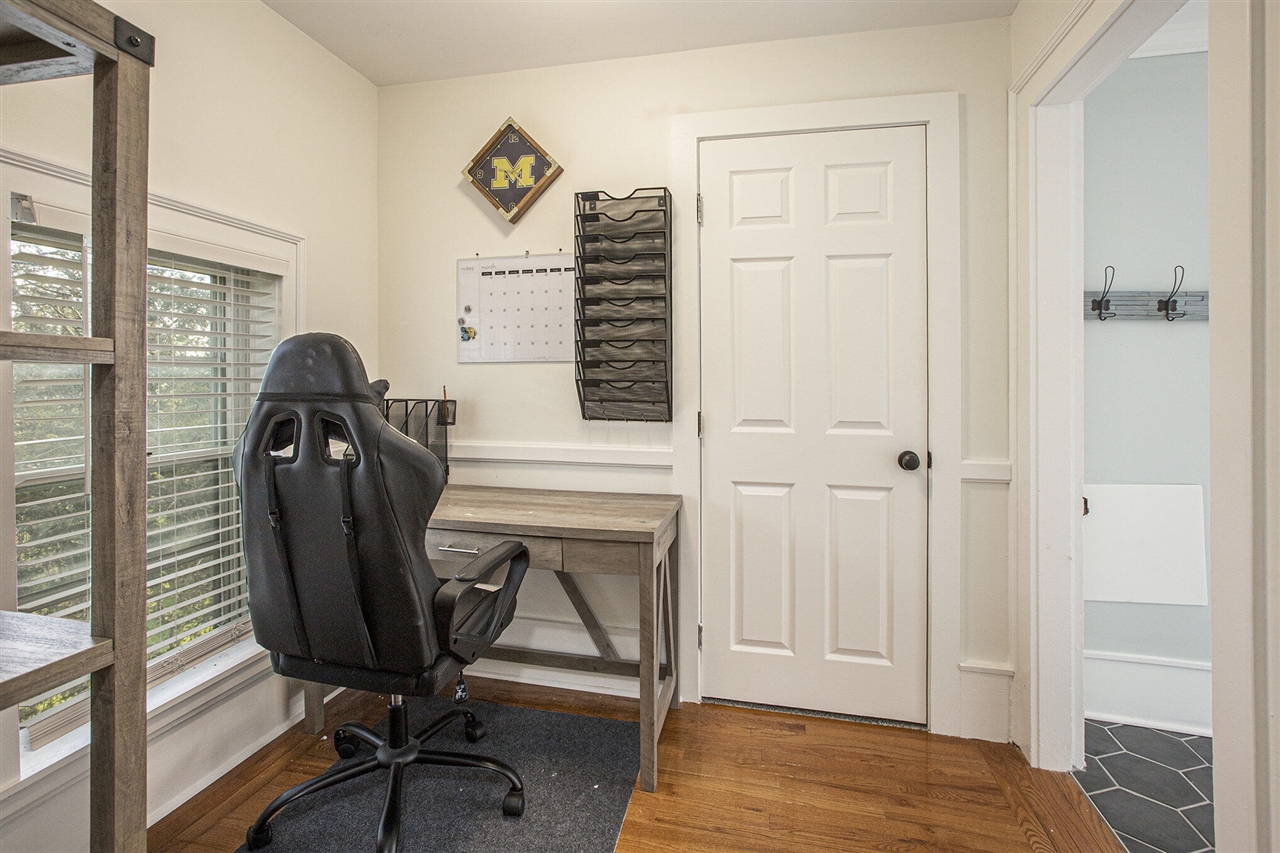 2960 Cedar Lake Road Howell, MI 48843 - Photo 15 of 33