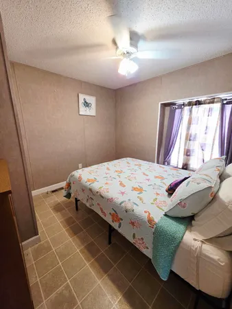 $320,000 | 1501 Lake Drive West, Okeechobee, FL 34974