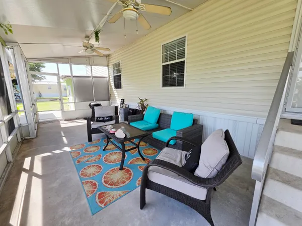 $320,000 | 1501 Lake Drive West, Okeechobee, FL 34974