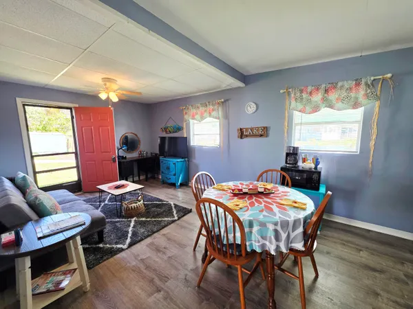 $320,000 | 1501 Lake Drive West, Okeechobee, FL 34974