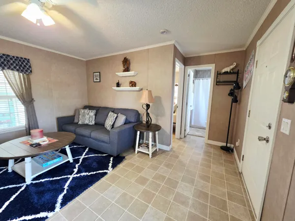 $320,000 | 1501 Lake Drive West, Okeechobee, FL 34974