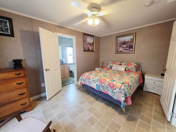 $320,000 | 1501 Lake Drive West, Okeechobee, FL 34974