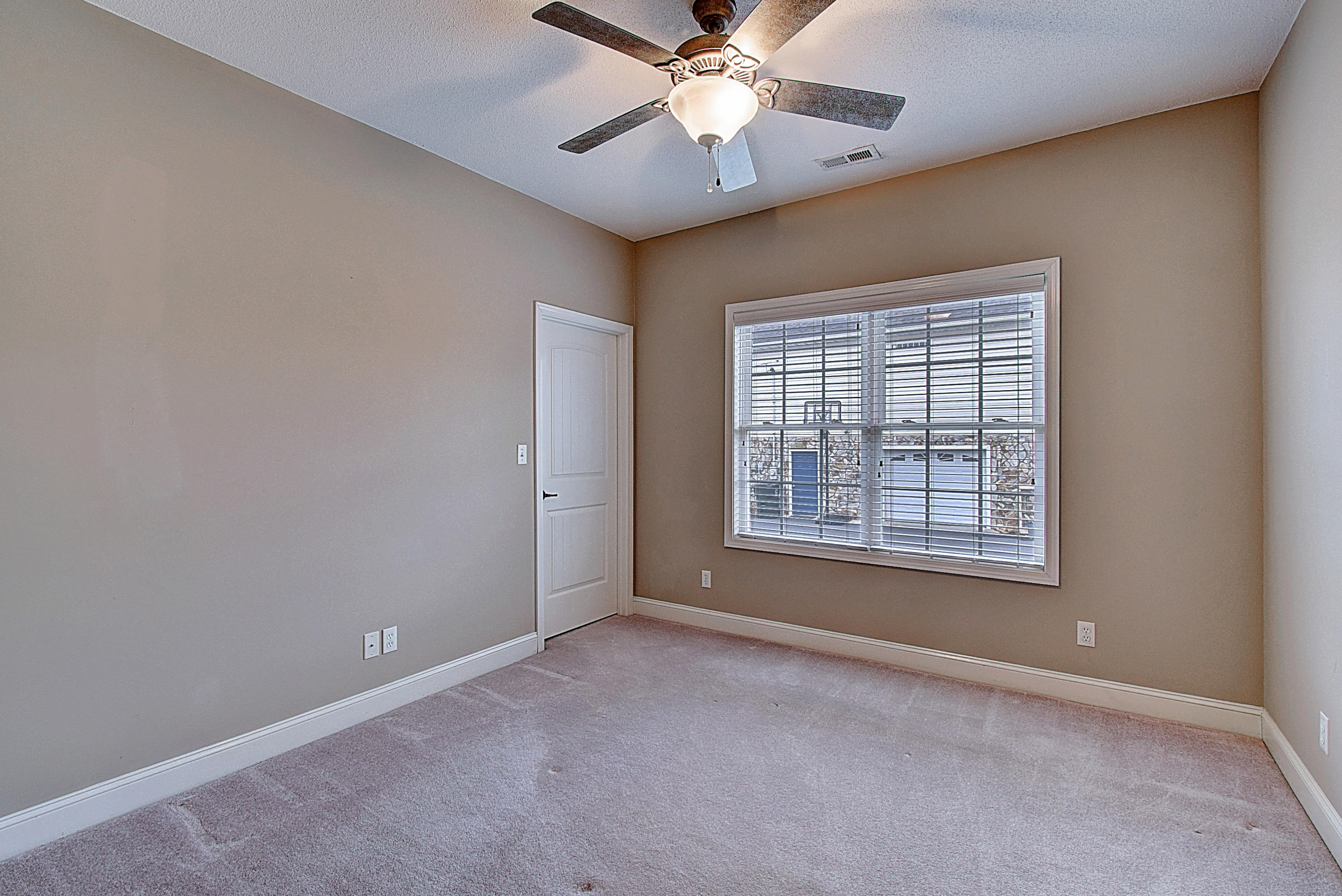 299 Sand Ridge Circle Jonesborough, TN 37659 - Photo 28 of 43 DSC_0107_08_09_10