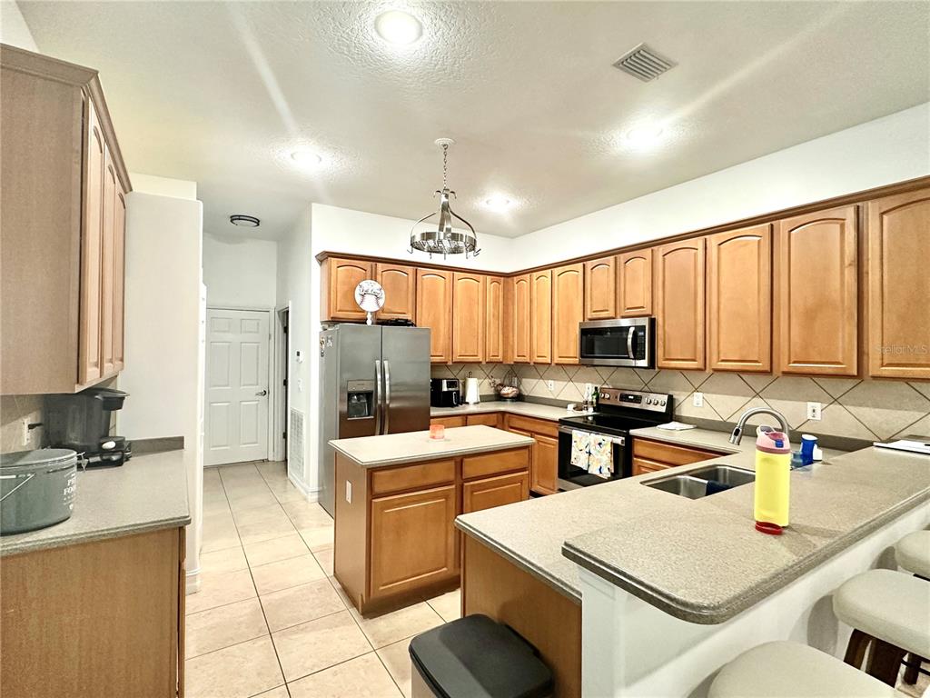 2858 Palmetto Ridge Point Oviedo, FL 32765 - Photo 9 of 32