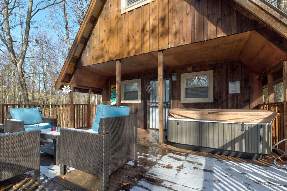 173 Blackoak Road Wellington, KY 40387 - Photo 19 of 22 back deck 2