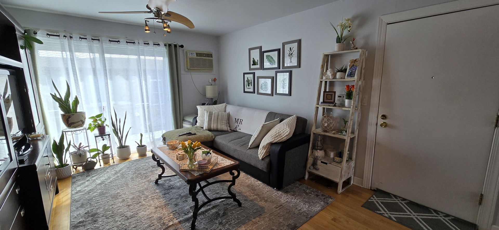 10467 Dearlove Road, Unit 6 Glenview, IL 60025 - Photo 6 of 19