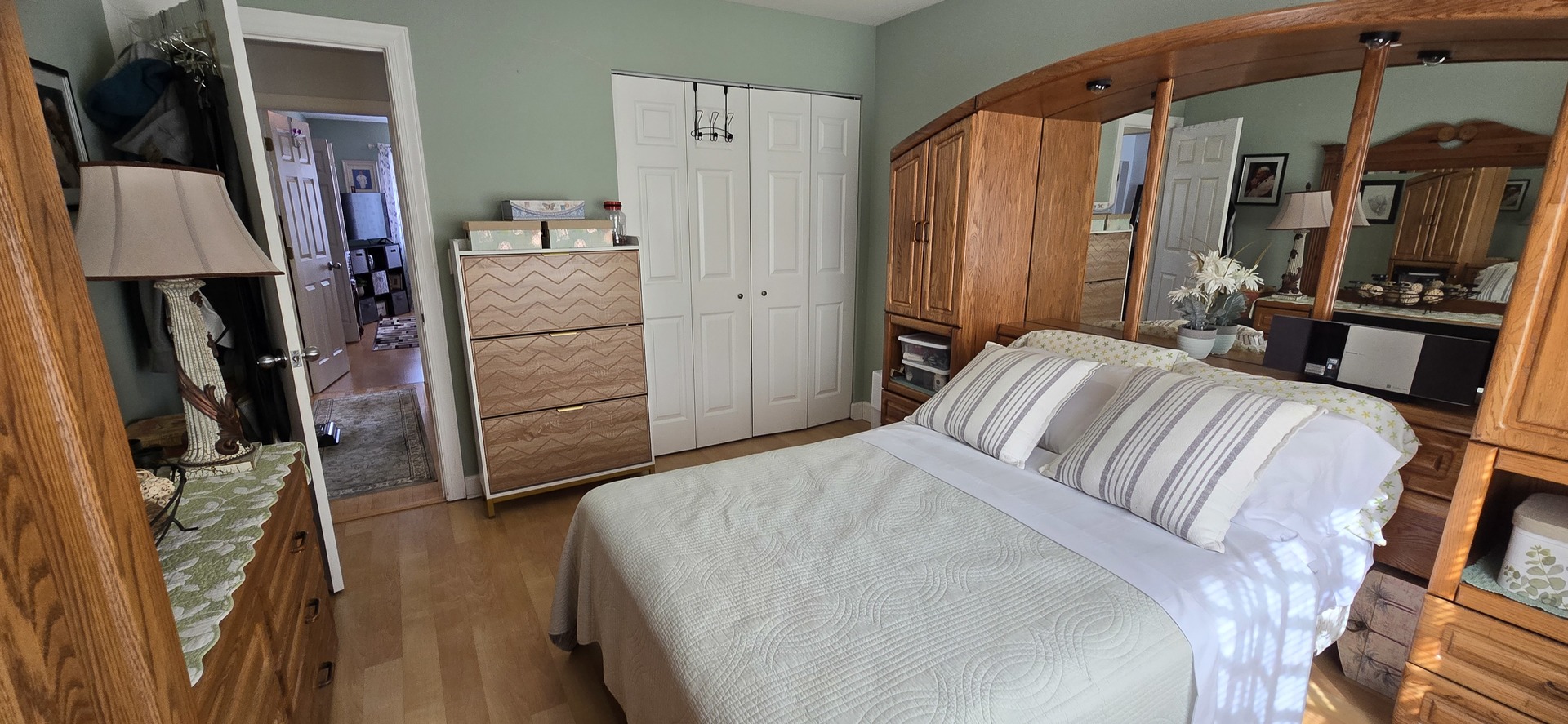 10467 Dearlove Road, Unit 6 Glenview, IL 60025 - Photo 8 of 19