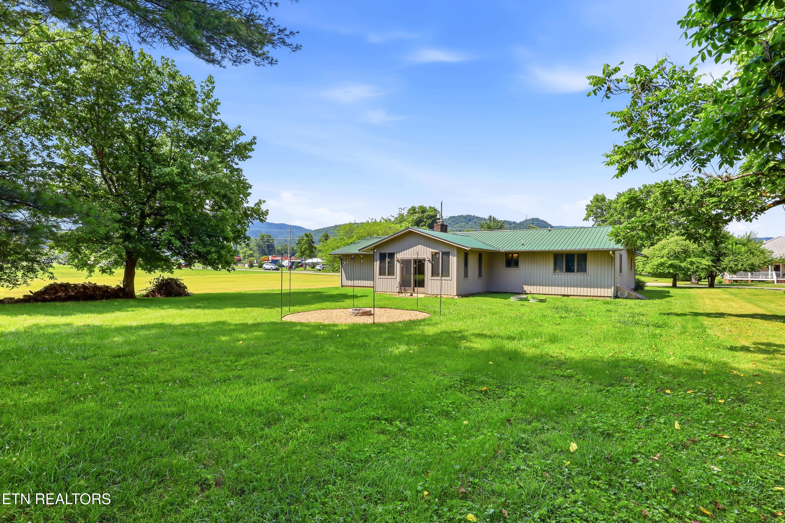 327 Sandy Lane Townsend, TN 37882 - Photo 33 of 53 FINAL-29