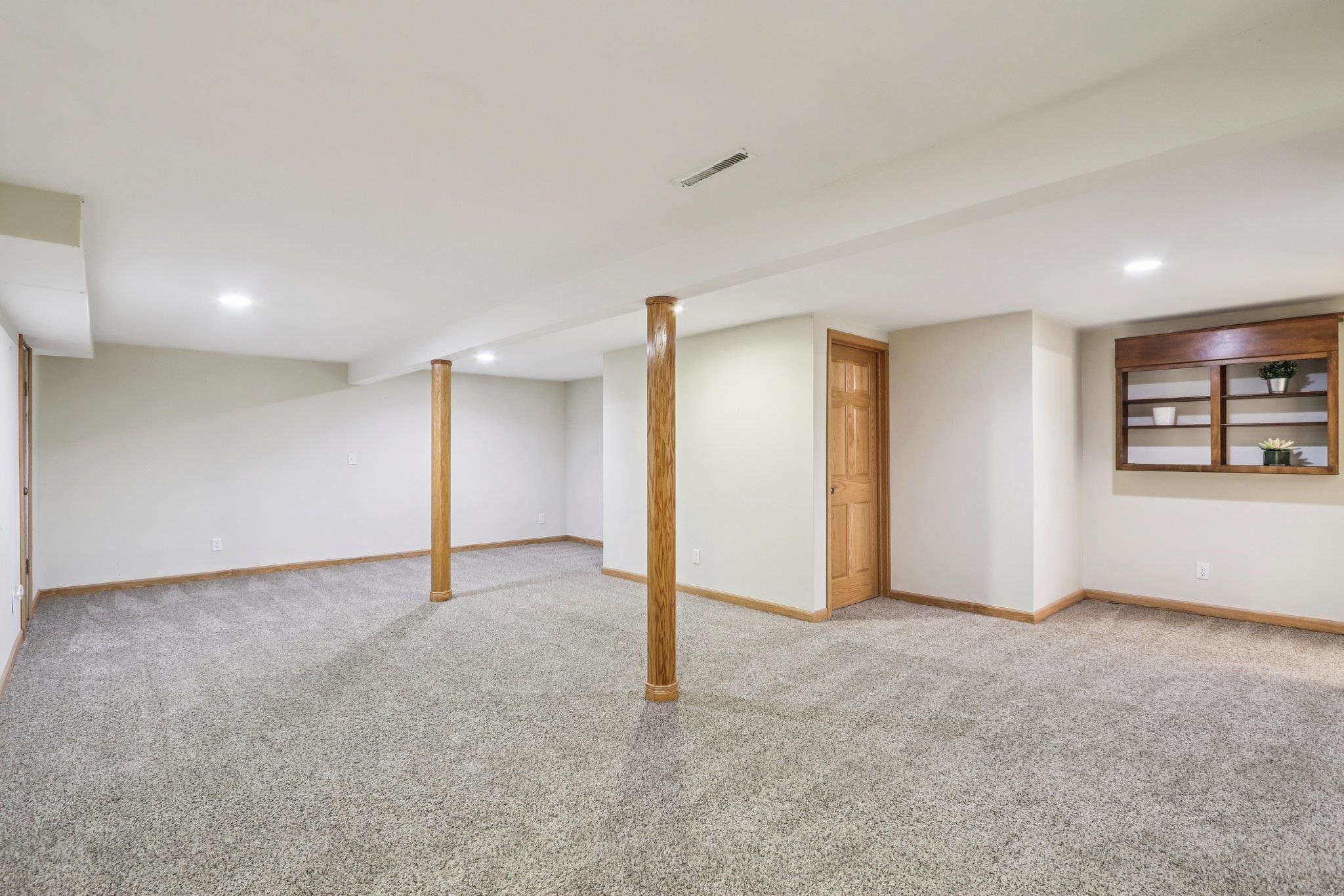 1008 Eric Lane Waunakee, WI 53597 - Photo 23 of 35
