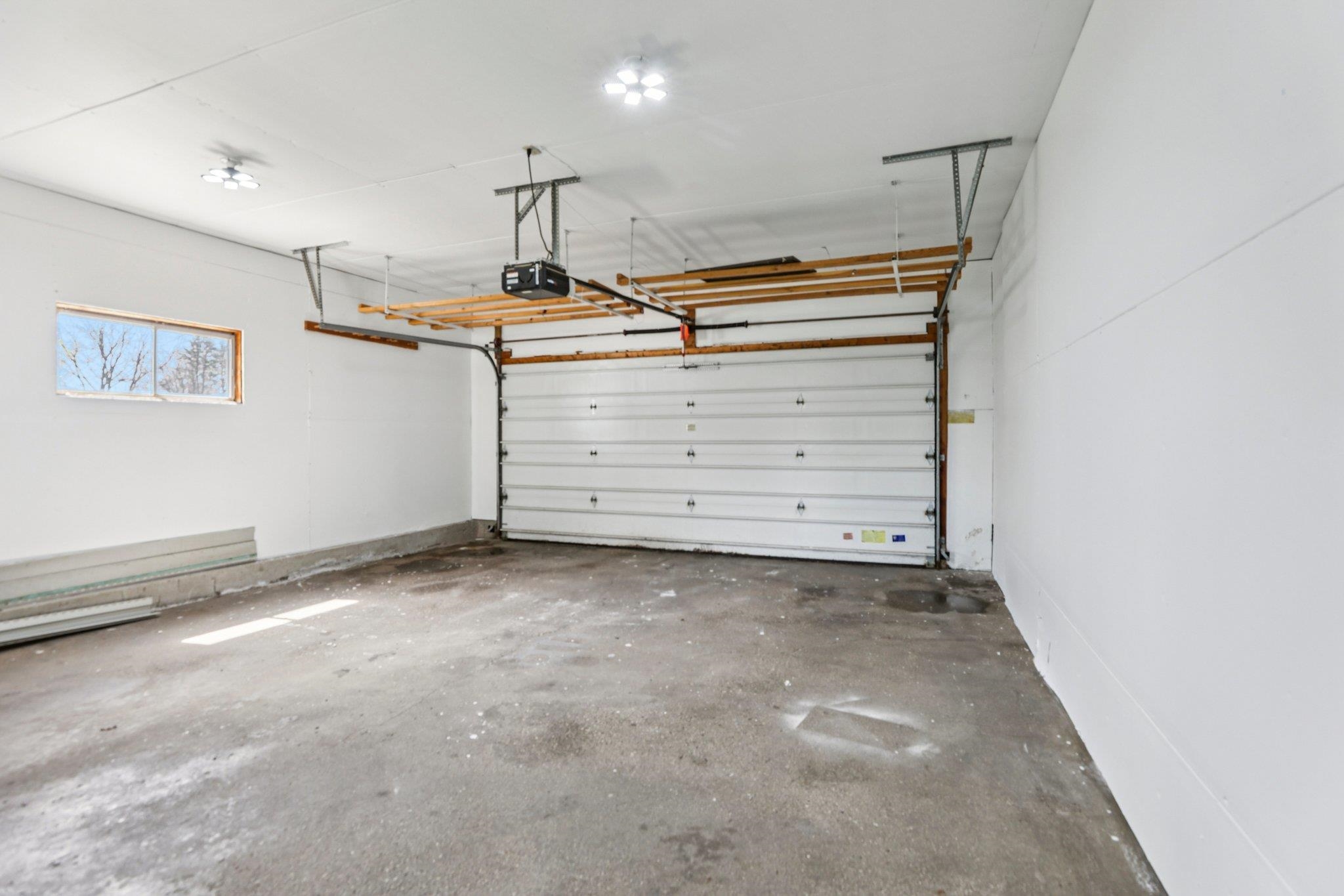 1008 Eric Lane Waunakee, WI 53597 - Photo 30 of 35