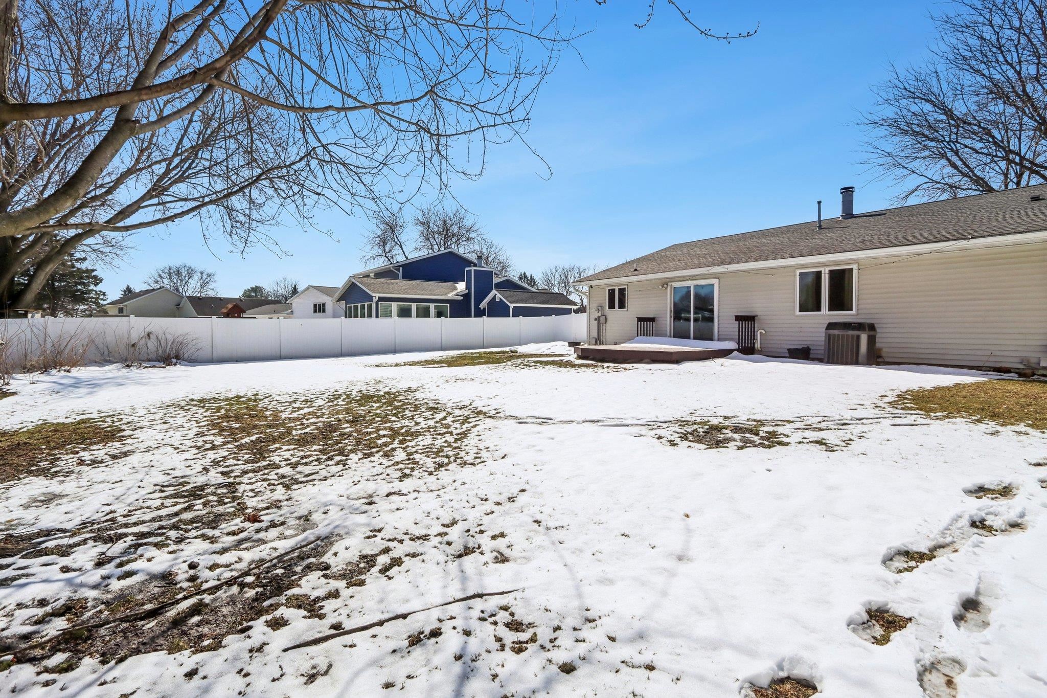 1008 Eric Lane Waunakee, WI 53597 - Photo 31 of 39