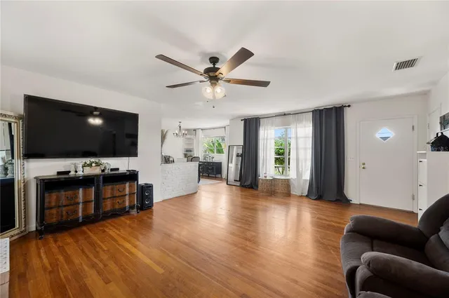 $385,000 | 620 East Park Street, Lakeland, FL 33803