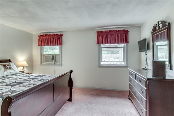 129 Navillus Road Tewksbury, MA 01876 - Photo 17 of 30 Gallery Image 17