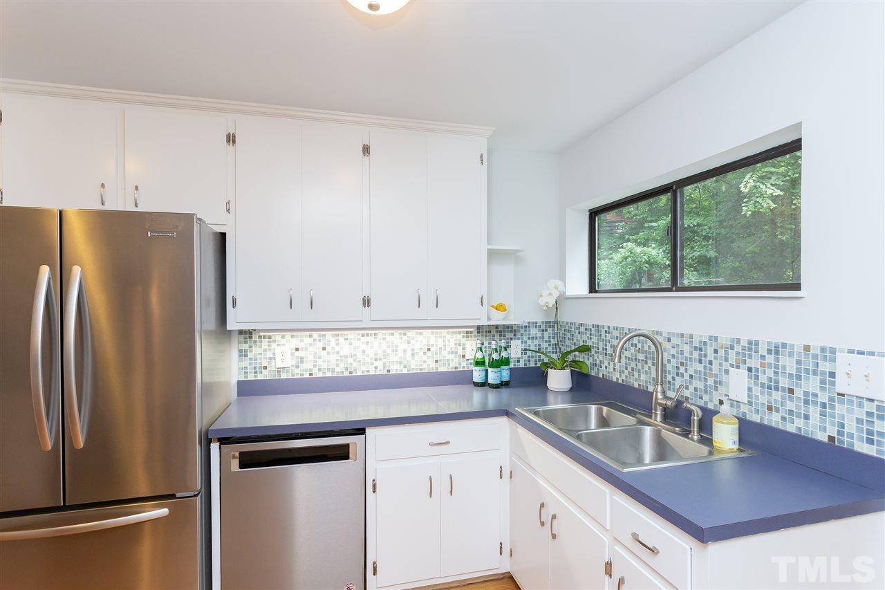 109 Spring Valley Road Carrboro, NC 27510 - Photo 6 of 30 Gallery Image 6