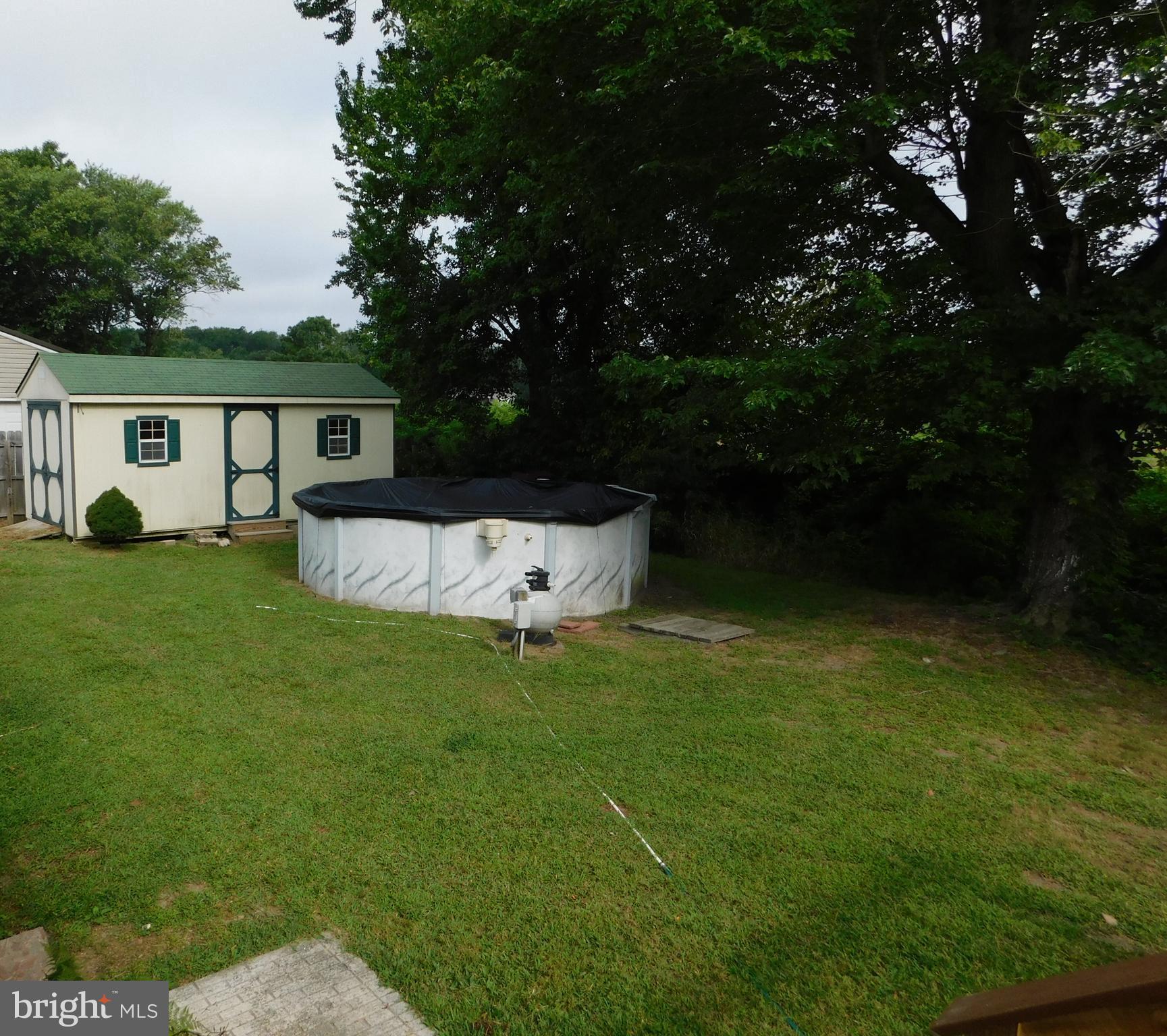 233 Hartly Road Hartly, DE 19953 - Photo 56 of 70 a front view of a house with garden