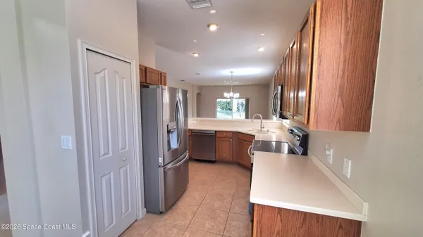 $2,500 | 6921 Abbeyville Road, Melbourne, FL 32940