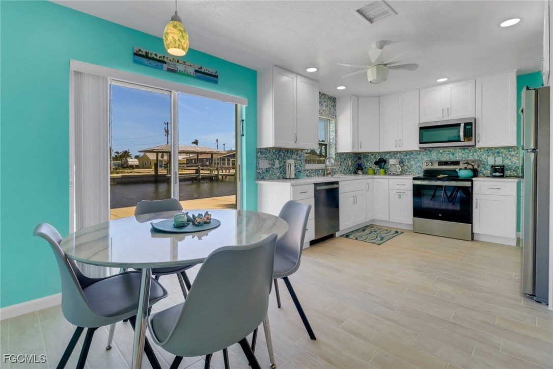 2567 Cay Cove Matlacha, FL 33993 - Photo 19 of 26