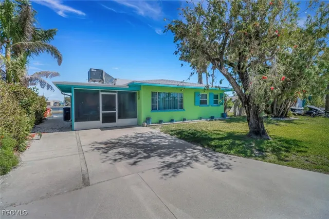 $3,900 | 2567 Cay Cove, Matlacha, FL 33993