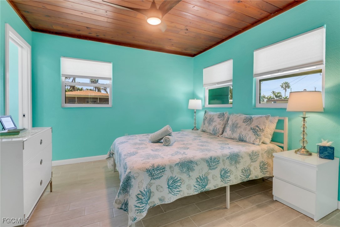 2567 Cay Cove Matlacha, FL 33993 - Photo 23 of 26