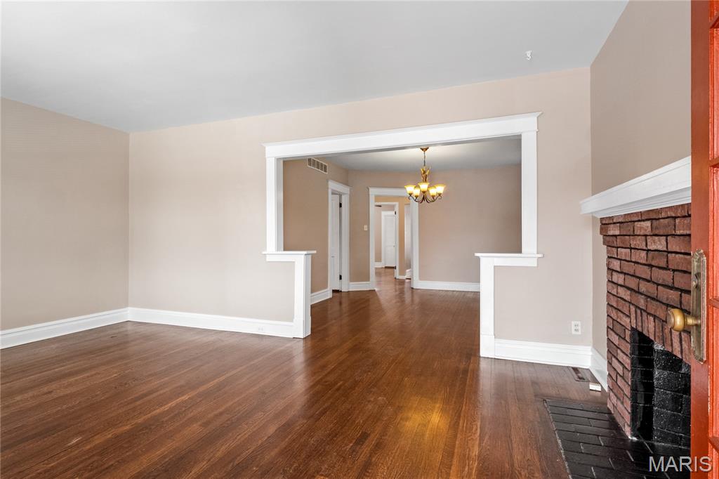 5007 Goethe Avenue St. Louis, MO 63109 - Photo 5 of 34