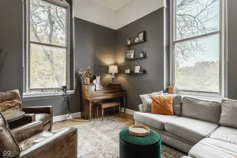 $279,000 | 927 Noble Street, Unit 12, Indianapolis, IN 46203