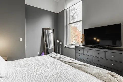 $279,000 | 927 Noble Street, Unit 12, Indianapolis, IN 46203