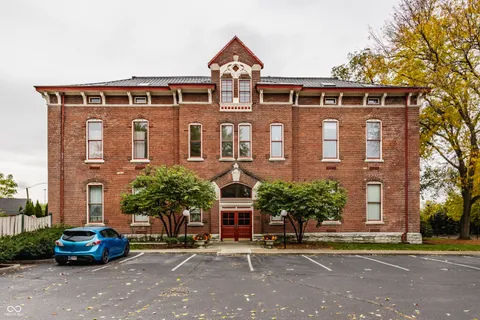 $279,000 | 927 Noble Street, Unit 12, Indianapolis, IN 46203