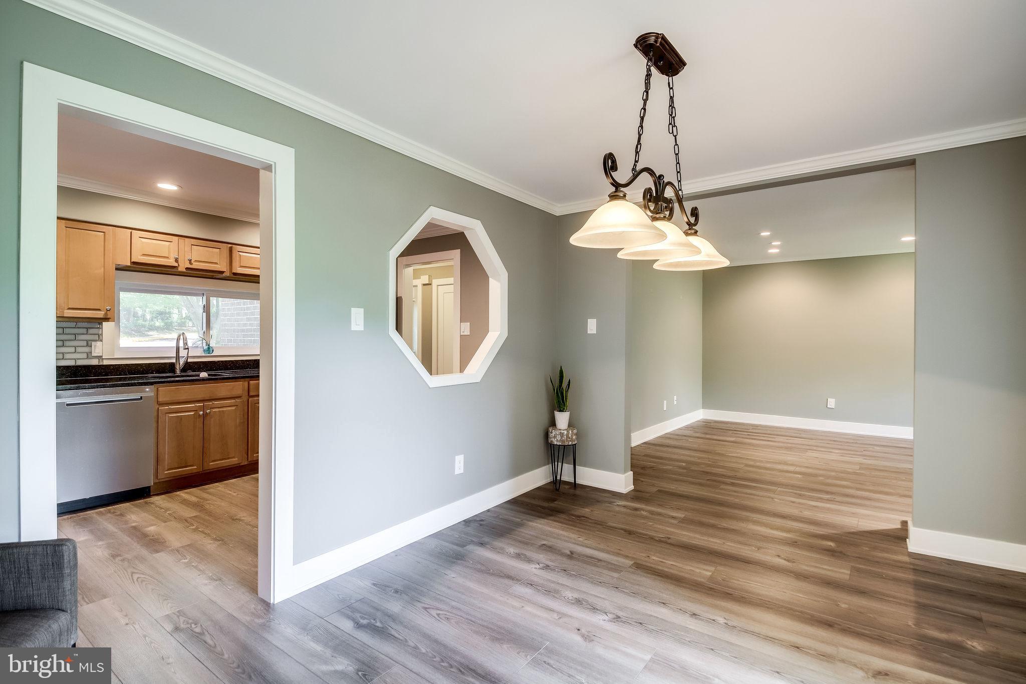 11629 Hunters Green Court Reston, VA 20191 - Photo 15 of 50 Dining Room