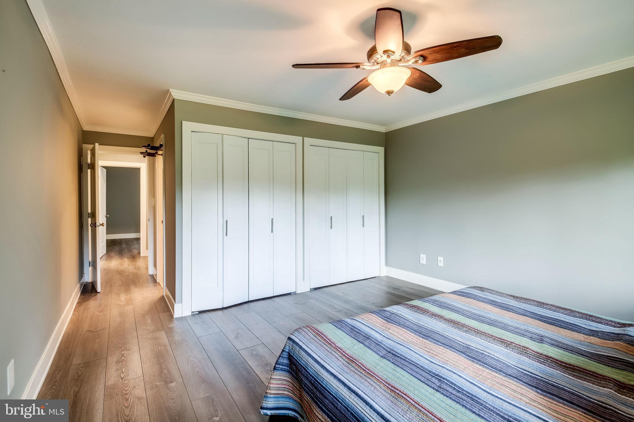11629 Hunters Green Court Reston, VA 20191 - Photo 21 of 50 Large master bedroom