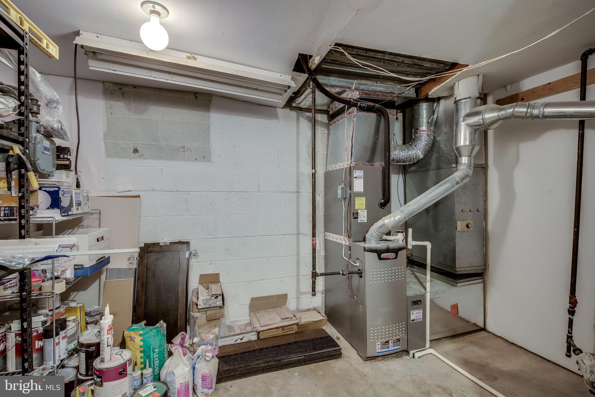 11629 Hunters Green Court Reston, VA 20191 - Photo 39 of 50 Utility/storage