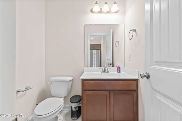 $345,000 | 182 Moonstone Court, Jacksonville, NC 28546