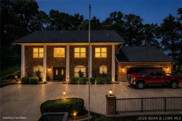 $675,000 | 149 Snead Circle, Lake Ozark, MO 65049