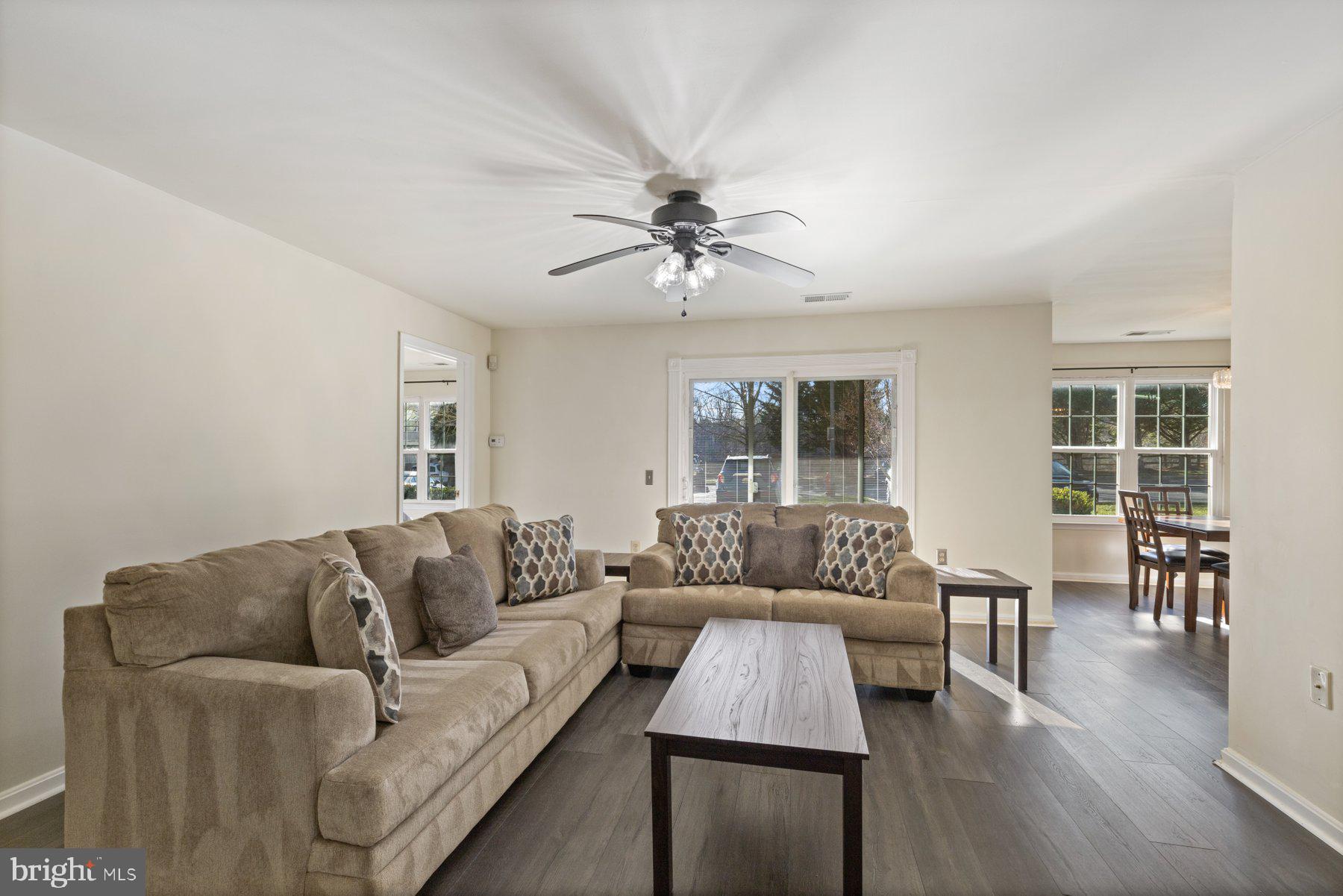 8901 Stone Creek Place, Unit T3 Pikesville, MD 21208 - Photo 6 of 25 Living room