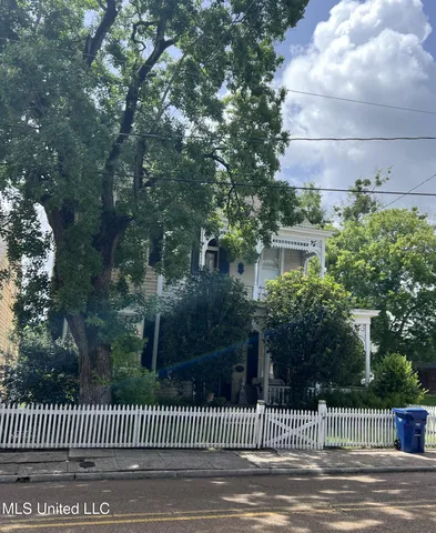 $225,000 | 113 South Doctor Martin Luther King Street, Natchez, MS 39120