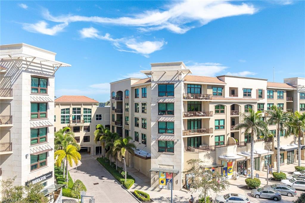 9115 Strada Place, Unit 5414 Naples, FL 34108 - Photo 2 of 37