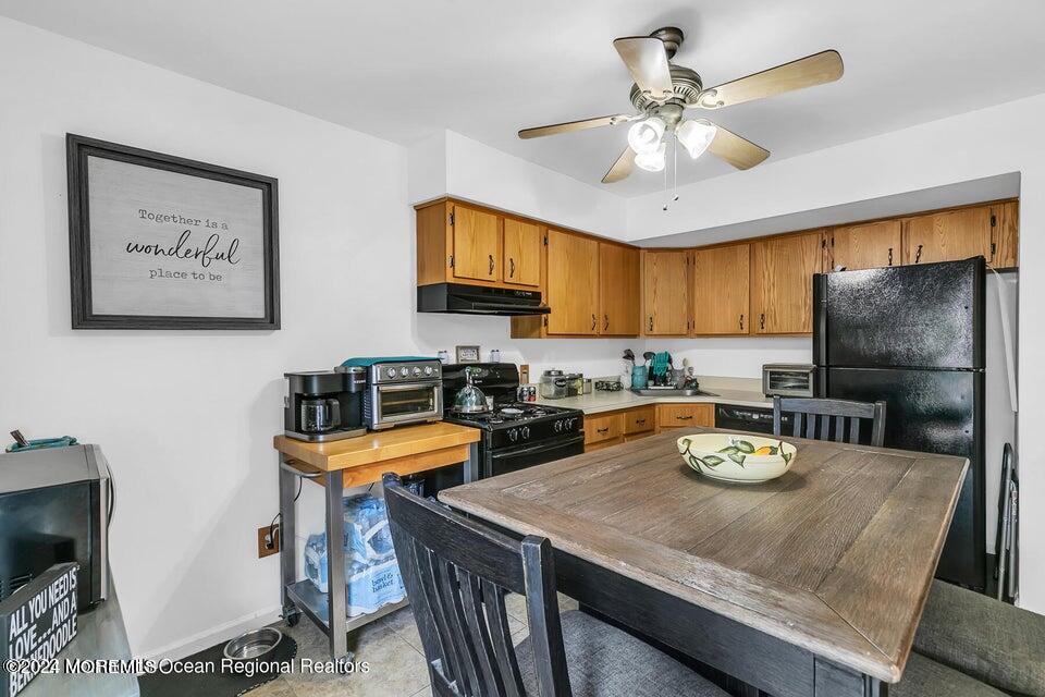 1128 Sawmill Road, Unit 148 Brick, NJ 08724 - Photo 3 of 18 Eat-in-kitchen