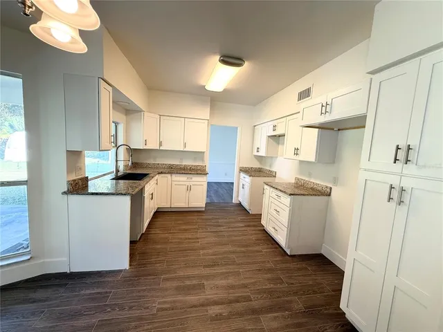 $2,850 | 2360 Coolbrook Court, Oviedo, FL 32766