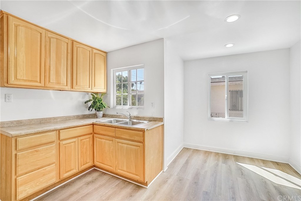 2707 West Ave 30 Los Angeles, CA 90065 - Photo 12 of 30