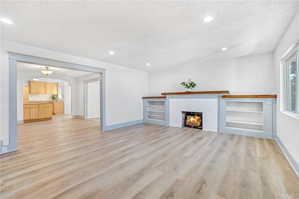 2707 West Ave 30 Los Angeles, CA 90065 - Photo 3 of 30