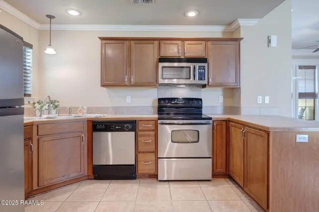 $235,000 | 108 Portsmouth Drive, Broussard, LA 70518