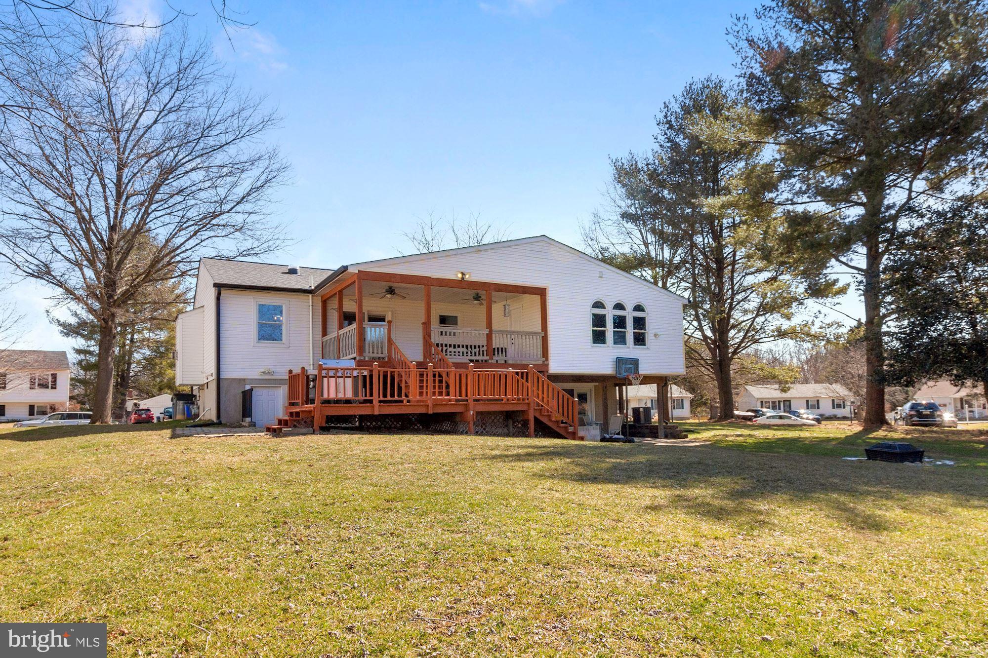 24118 Welsh Road Gaithersburg, MD 20882 - Photo 28 of 29 Rear Exterior